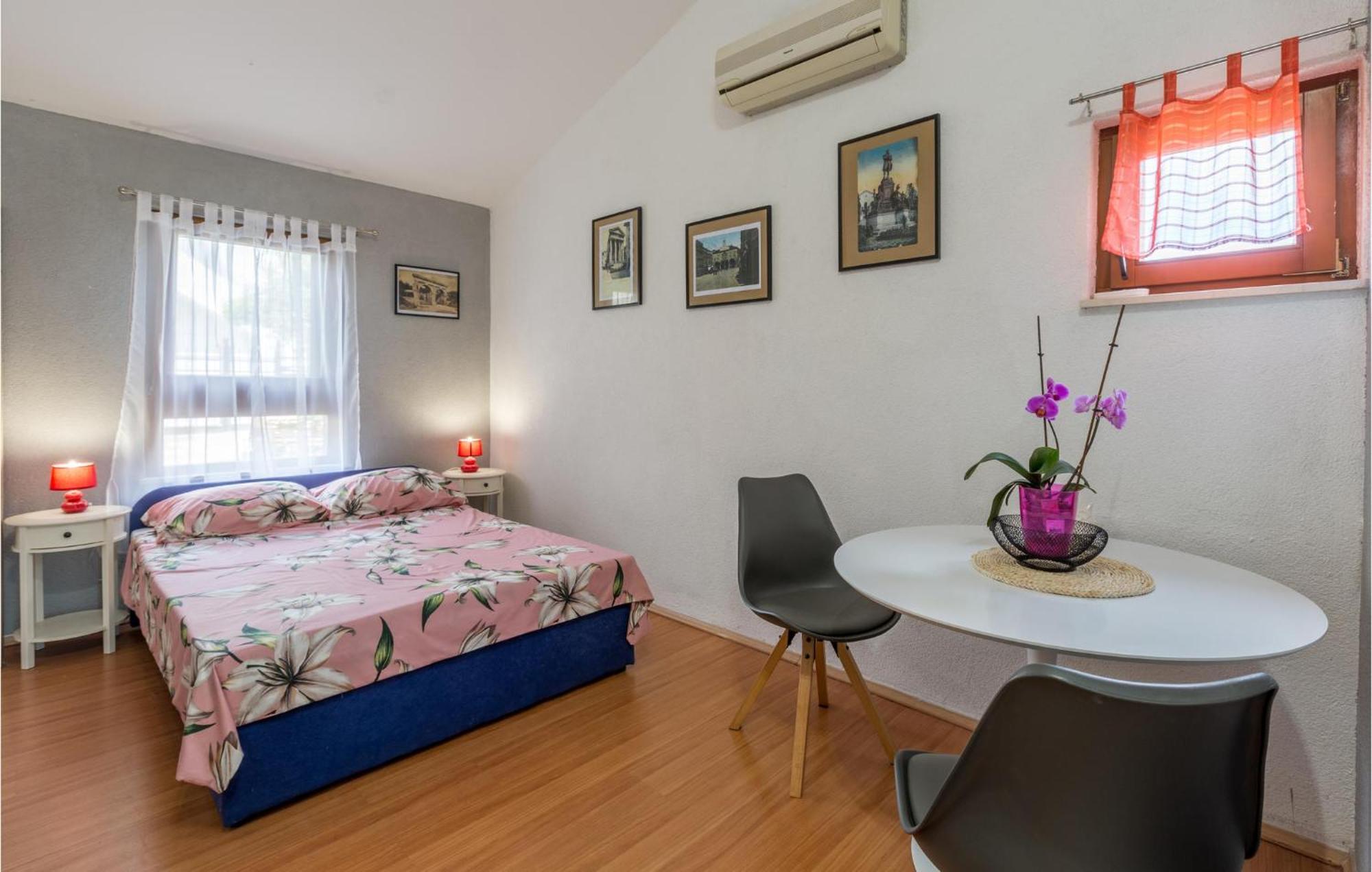 Beautiful Apartment In Jadreski With Wifi Eksteriør billede
